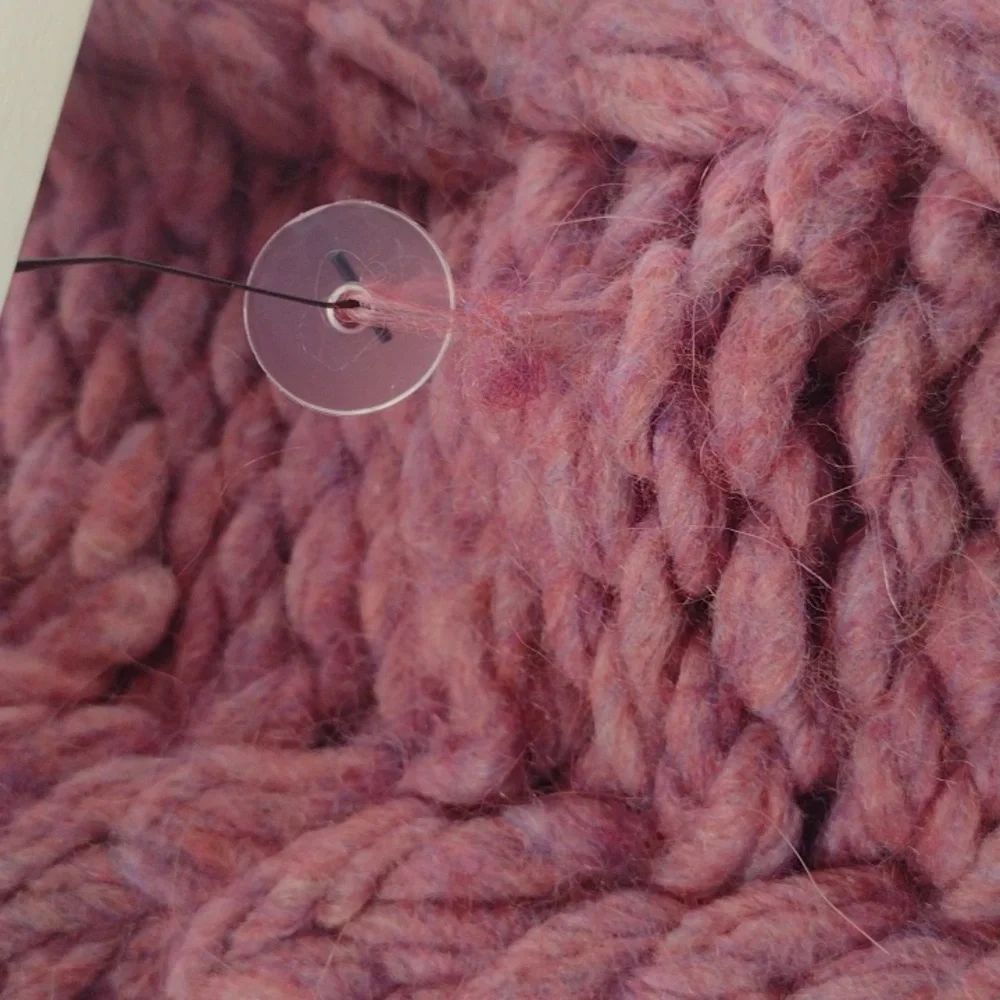 UGG FRINGE SNOOD PINK sz OS